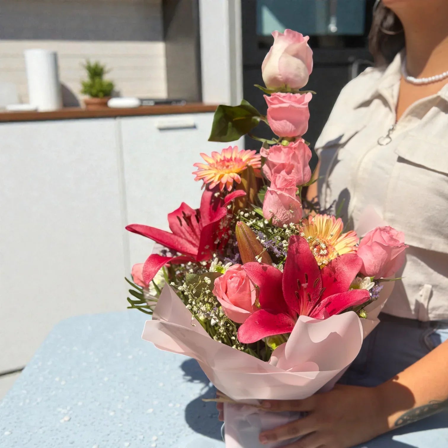 Cómo Cuidar tus Flores para que Duren Más en el Clima Costero de Valparaíso - Florería San Ignacio