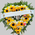 Corona corazón con girasoles - Florería San Ignacio